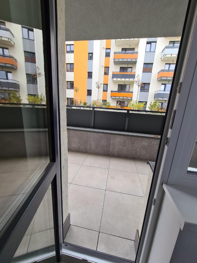 Studio Red Apartment Brasov Bagian luar foto